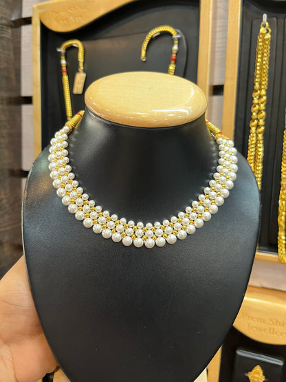 Gold light weight Peral Necklace