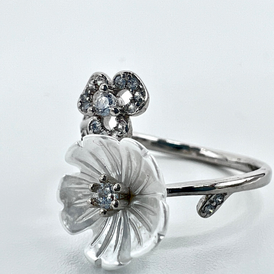 White Silver Pearl Ring