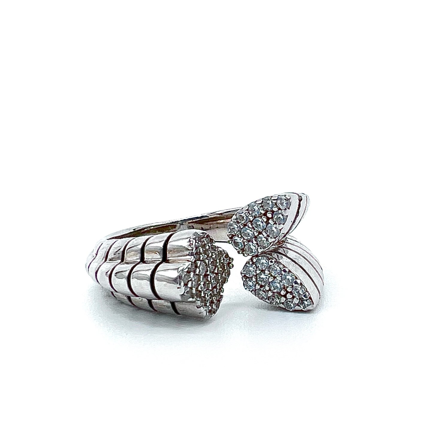 Luxurious Korean Ring 92.5 Sterling Silver